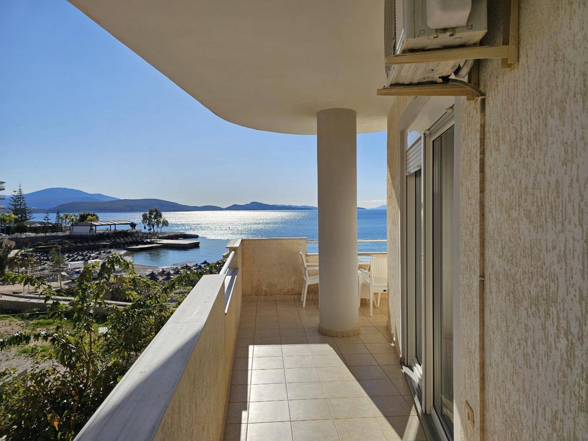 Svein Apartment Sarandë Eksteriør bilde