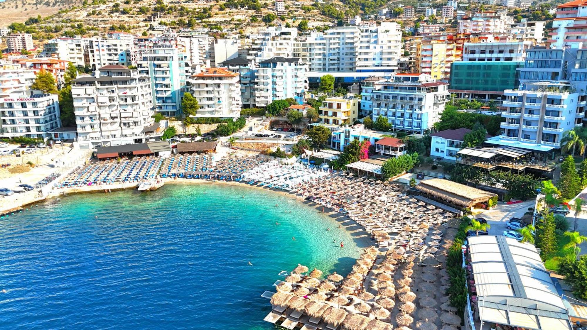 Svein Apartment Sarandë Eksteriør bilde