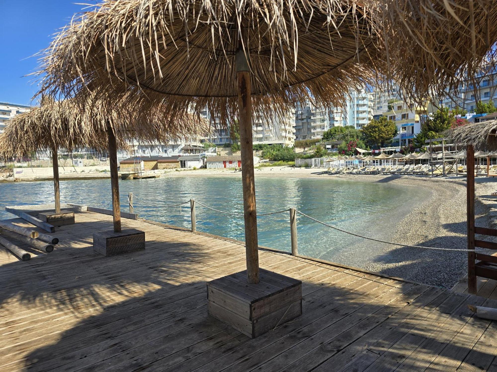 Svein Apartment Sarandë Eksteriør bilde